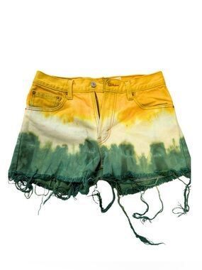 Levi’s 505 Tie-Dye Cutoff Denim Jean Shorts Size 27